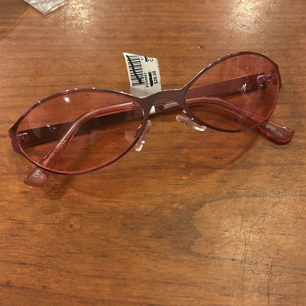 UO Juliet Metal Shield Sunglasses pink - Picture 3 of 4